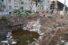 A városi tanács szerint az oroszok már most kétszer annyi embert gyilkoltak meg Mariupolban, mint a nácik a második világháborúban