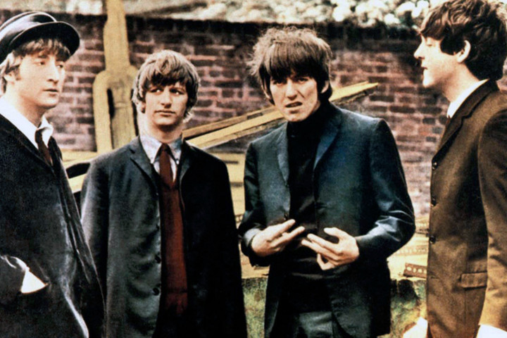 John Lennon és Paul McCartney együtt énekelt egy virtuális duettet