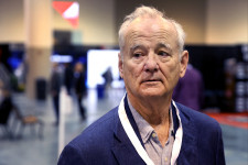 Bill Murray először reagált a vádakra, amelyek miatt leállt az új filmje forgatása