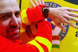 Pornófilmhez akartak mentőautót és egyenruhát bérelni a magyar mentősöktől