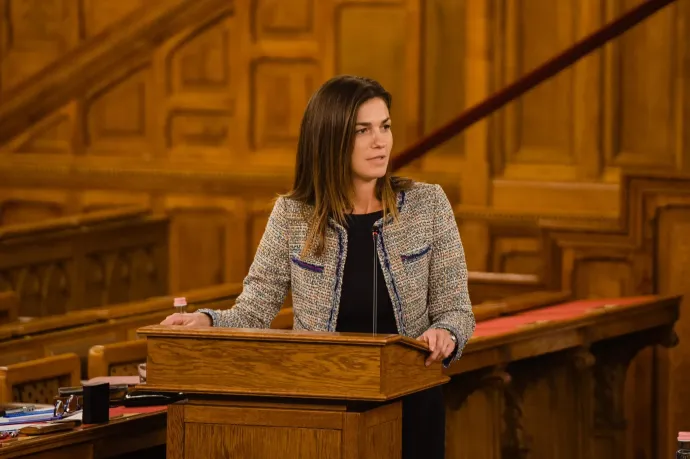 Varga Judit benyújtotta az Alaptörvény módosítását