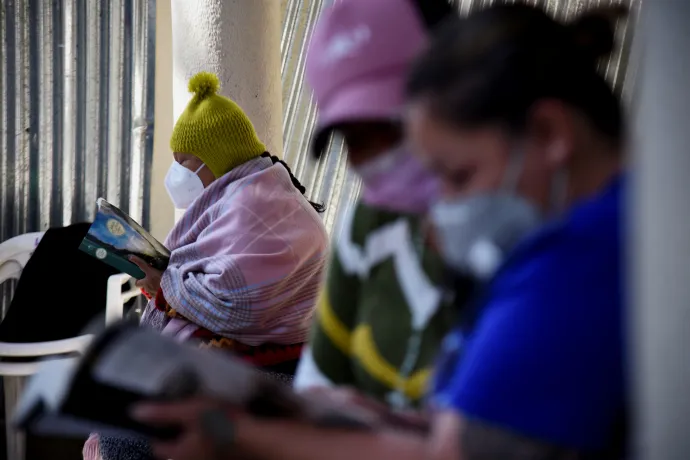 Rabok olvasnak La Paz város női börtönében Forrás: Claudia Morales / Reuters