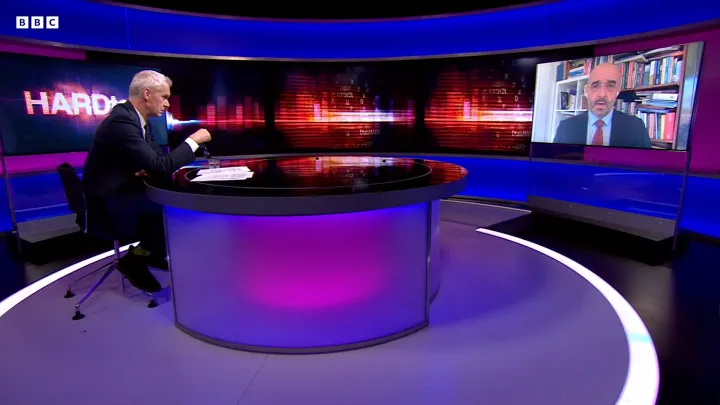 Kovács Zoltán interjút ad a BBC World HardTalk című műsorában – Fotó: BBC