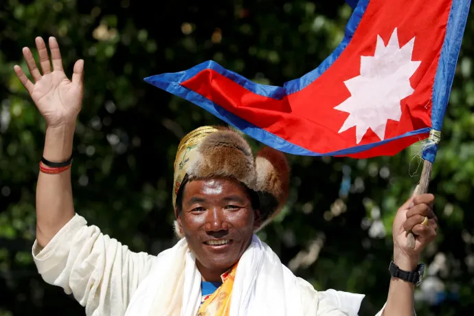 Egy nepáli serpa 26. alkalommal mászta meg a világ legmagasabb csúcsát, a Mount Everestet