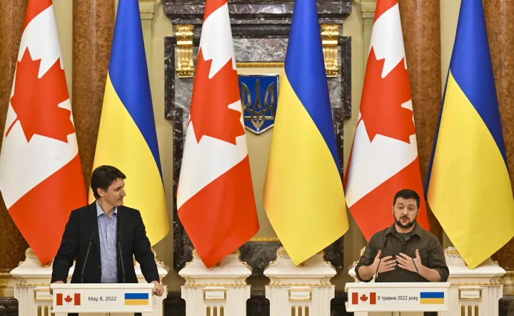 Trudeau és Zelenszkij a sajtótájékoztatón – Fotó: Sergei Supinsky / AFP