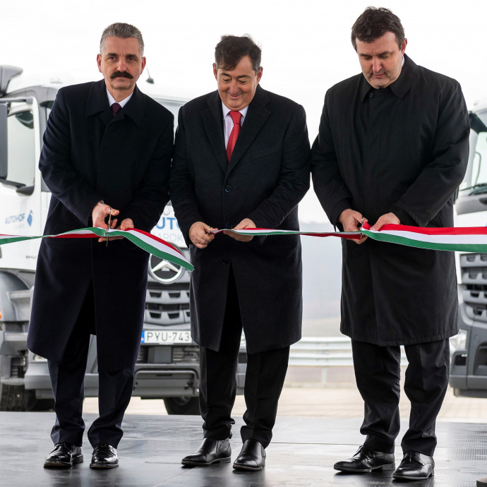 Megnézheted, melyik autópályákon keresnek majd akár ezer milliárdot is Mészárosék