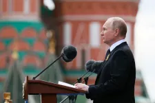 A Nyugat elleni, újabb Nagy Honvédő Háborúvá lett az ukrajnai invázió Putyin ünnepi beszédében