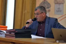 Frakciója szerint alkalmatlan, de marad a helyén Gálfi Árpád, Székelyudvarhely polgármestere