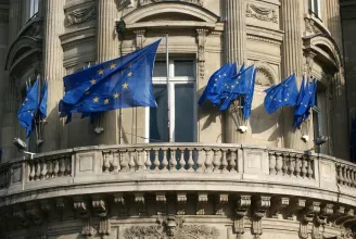 Isten éltessen Európa! A ZF tíz mutatóval vizsgálja, hol tart Románia az EU-hoz képest