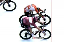Centik döntöttek a Giro eddigi legszorosabb befutóján, ismét Valter Attila csapata örülhetett a győzelemnek