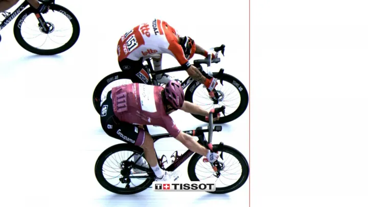 A Giro d'Italia 6. szakaszának célfotója – Forrás tissottiming.com