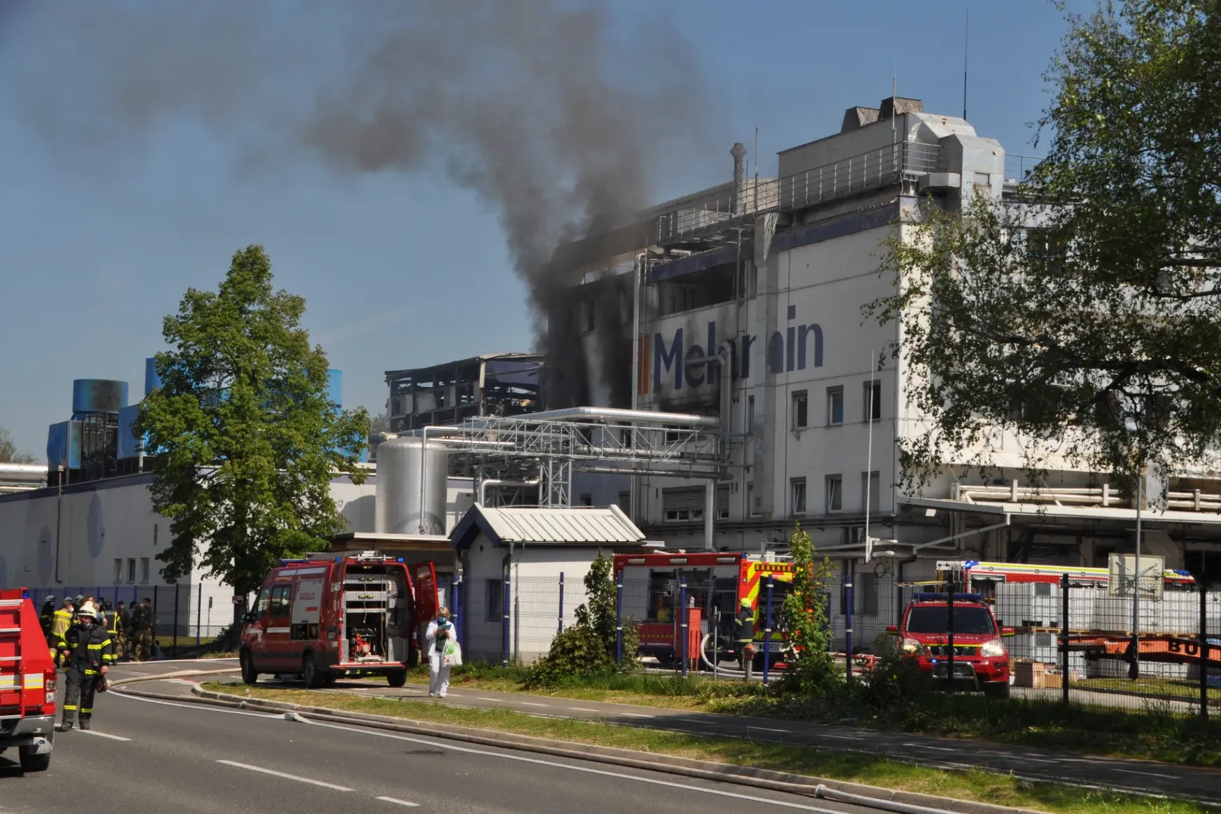 Hatan haltak meg a szlovén vegyi üzemben történt robbanásban