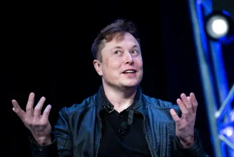 Átmenetileg felfüggeszti Elon Musk a Twitter megvásárlását a cég negyedéves jelentése miatt