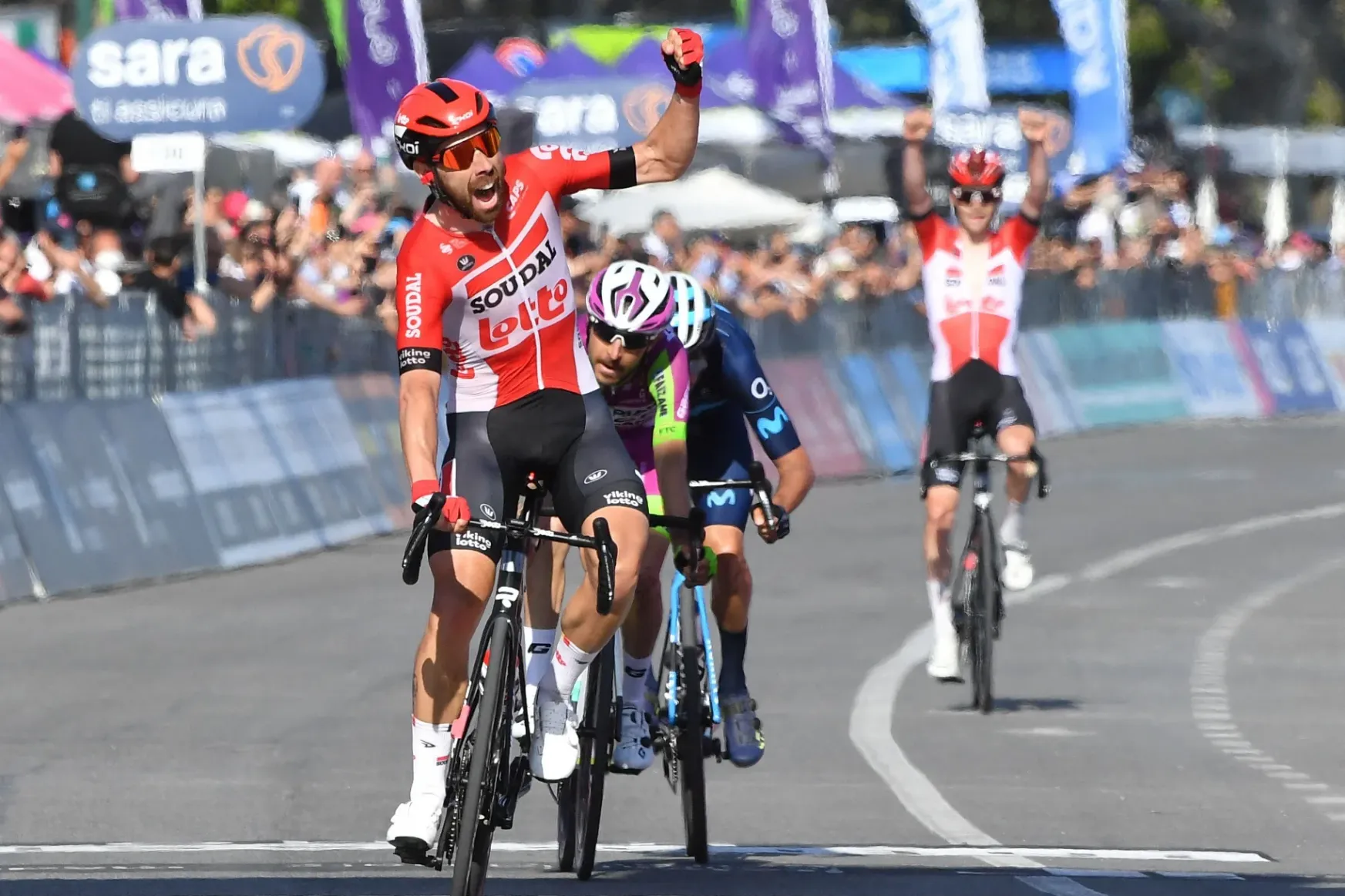 Giro: a szökéskirály nyerte a nápolyi üldözőversenyt, Fetter Erik 15. lett