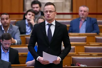 Variációk egy témára: Szijjártó Péter nem engedi, hogy a magyar emberek fizessék meg a háború árát