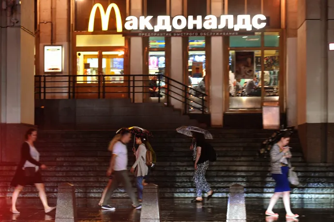 32 év után kivonul a McDonald's Oroszországból