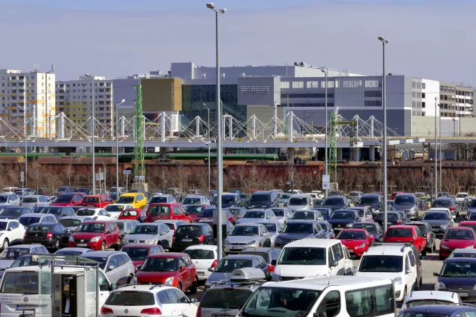 Egy hétig ingyenesen lehet tesztelni az új okosparkolási rendszert több budapesti P+R parkolóban