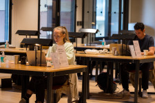 A hatalmas vezetői irodáknak leáldozott, és ezzel még pénzt is kereshetnek a cégek