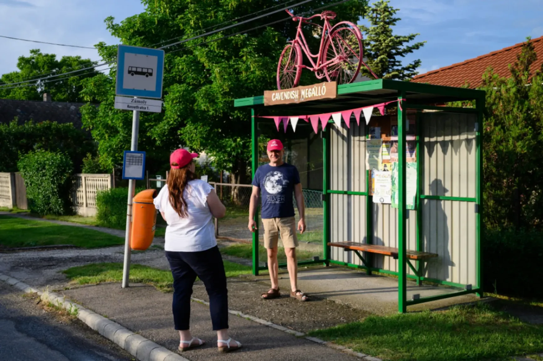 The star cyclist got the joke and thanked Hungarians for naming a bus stop after him