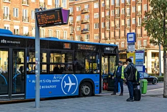 1500 forintra emelkedhet a reptéri buszjegy ára
