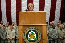 George Bush: Irak lerohanása brutális és indokolatlan... Mármint Ukrajna lerohanása