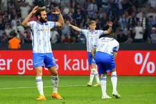 A kiesés szélén a Hertha, az osztályozó első meccsén kikaptak a Hamburgtól