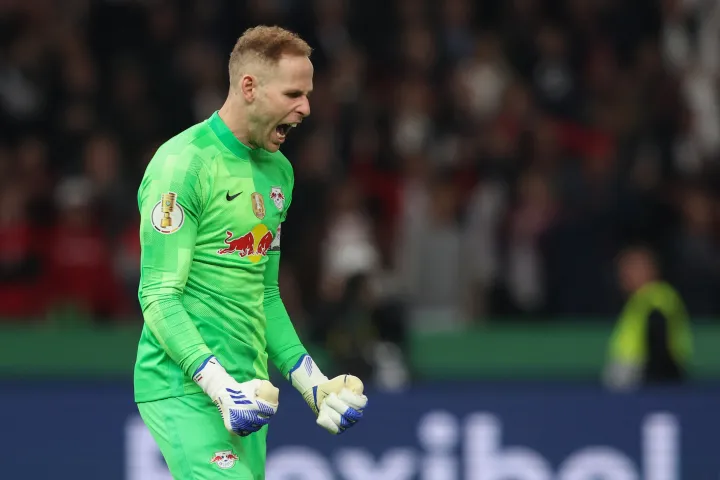 Gulácsinak a büntetőpárbajban már nem kellett védenie – Fotó: Ronny Hartmann / AFP