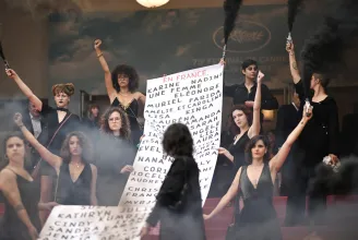 Fekete füstgránátos feministák tiltakoztak a cannes-i filmfesztiválon