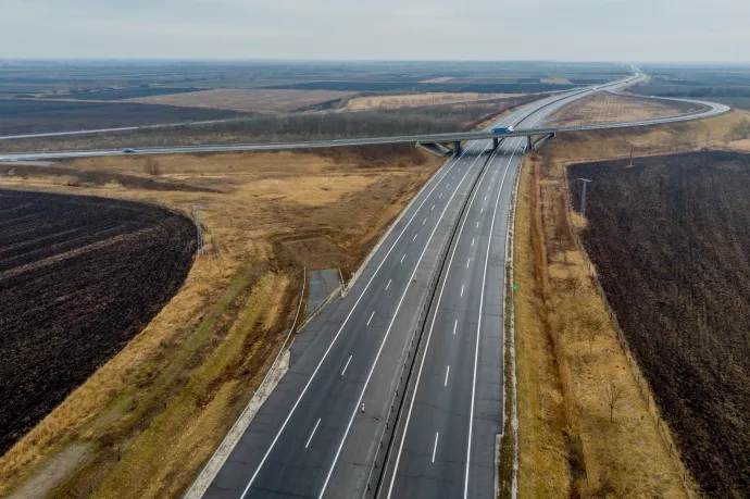 Furcsaságok sora övezi Mészáros Lőrincék autópálya-koncesszióját