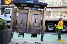 Semmi se lesz már a régi: felszámolták New York utolsó telefonfülkéjét