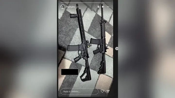 Két AR15 típusú puskáról készült fénykép tűnt fel a feltétezett elkövetőhöz tartozó Instagram-fiókon a támadás előtt három nappal – Forrás: Instagram / CNN
