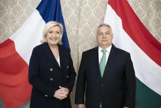 A francia szélsőjobb vezetőjével, Le Pennel tárgyalt Orbán Viktor Párizsban