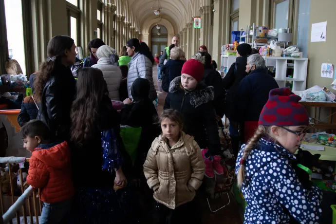 Több mint 11 ezer Magyarországra érkező ukrán közül csak 289-en kértek tartózkodási igazolást
