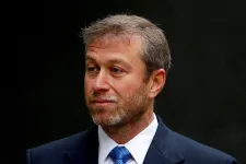 Lezárult a Chelsea eladása, Abramovics egy fillért sem kap a focicsapat után