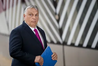 Orbán részletesen kifejtette, mit szól ahhoz, hogy kritikusai Putyin
bábjaként tekintenek rá