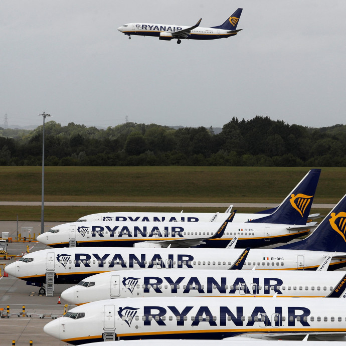 A reptéri pénzbeszedés segíthet a Ryanairnek, hogy megszorongassa itthon a Wizz Airt