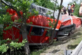 Kisiklott egy vonat Németországban, legalább négyen meghaltak