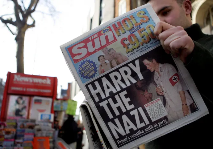 Harry herceg a címlapon 2005. január 13-án – Fotó: Jim Watson / AFP