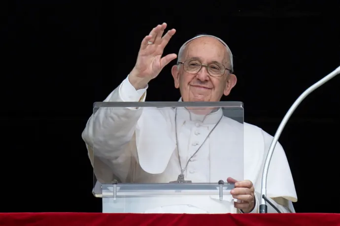 Nők is kerülhetnek mostantól vezető pozícióba a Vatikán kormányában