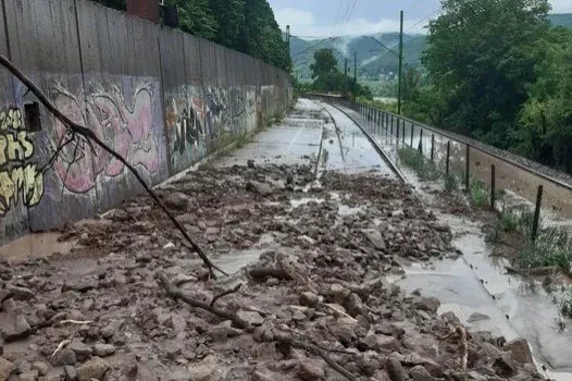 Sárlavina zúdult a sínekre Nagymaros és Szob között