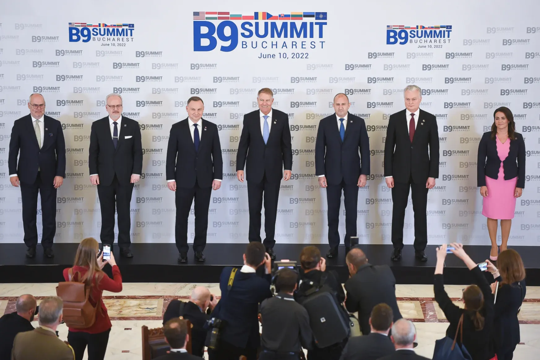 Erősebb NATO-jelenlétet szeretnének a régióban a Bukaresti Kilencek csúcstalálkozó résztvevői