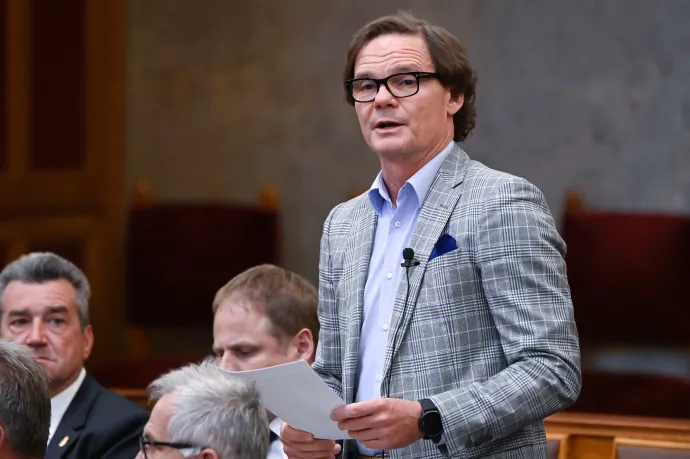 Országgyűlési határozatban utasítaná el a Fidesz az EU globális minimumadós terveit