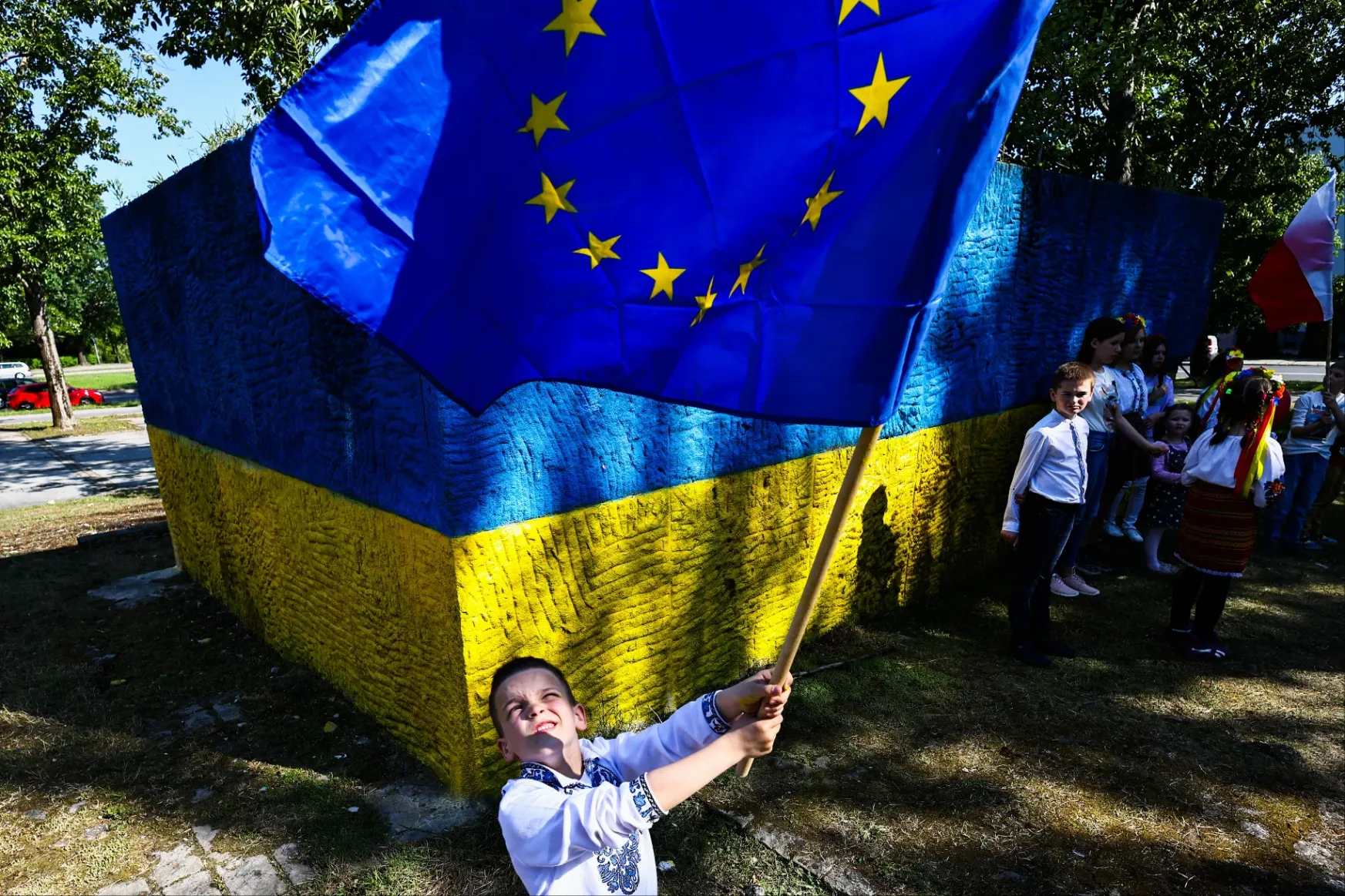 Egy lépéssel közelebb kerülhet Ukrajna az EU-tagsághoz, ami erős üzenet lenne Putyinnak