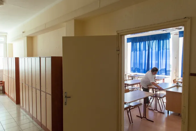 Párhuzamos univerzumok: a Magyar Nemzet szerint előz a magyar minimálbér, a Népszava szerint a román gyorsabban nő