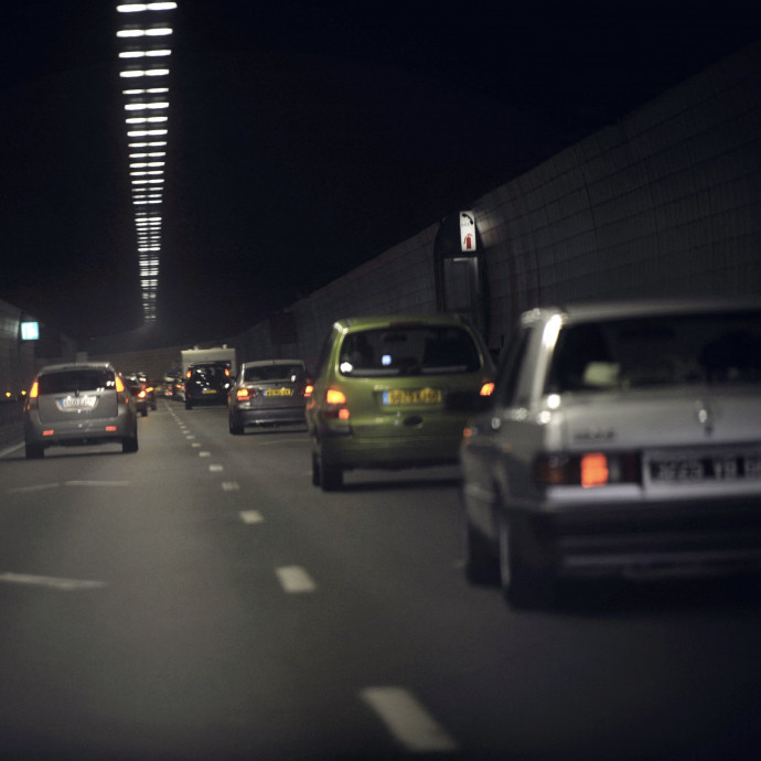 Sok érv szól a közutak föld alá vezetése mellett, mégsem erre kellene költeni a pénzt