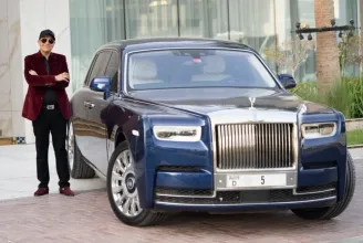 Az ember, aki tízszer annyit költött a rendszámtáblájára, mint a Rolls-Royce-ra, amihez megvette