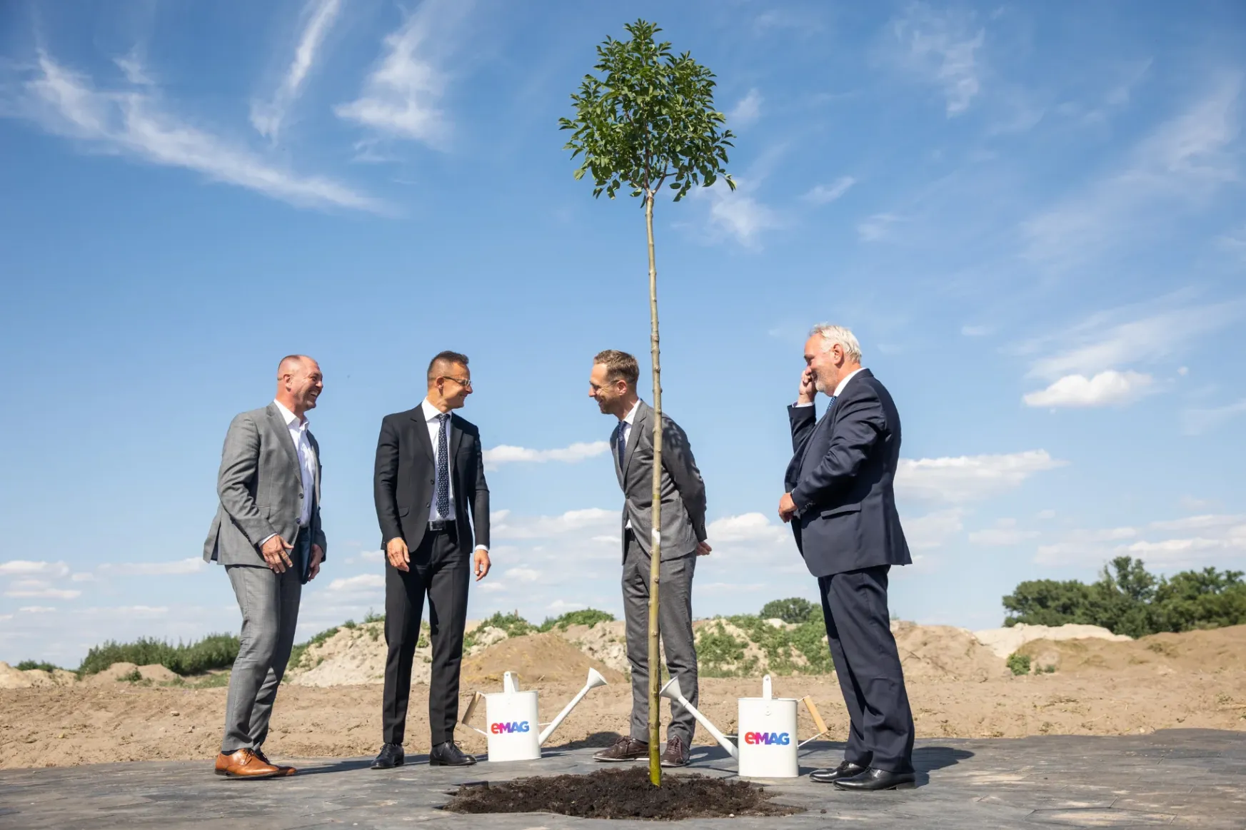 Telex Új cég költözik a bezárt ózdi üzembe, Dunaharasztiban az Extreme