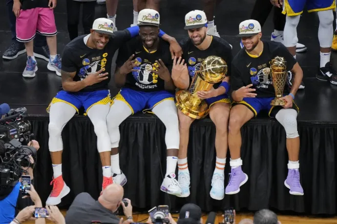 Az NBA kutyaütőiből lett a 21. század egyik legfontosabb sportvállalkozása