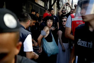 A rendőrség vetett véget az isztambuli Pride-nak