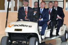 Megbénulhat az orosz gazdaság a nyugati vállalatok informatikai kivonulása miatt